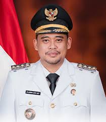 Bobby Nasution (wikipedia)