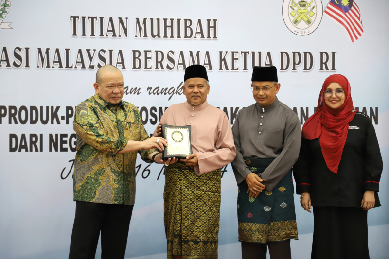 DPD RI menerima Delegasi Malaysia dari Terengganu untuk membahas kerja sama perekonomian antar dua negara di Nusantara V  (Ashar/SinPo.id)