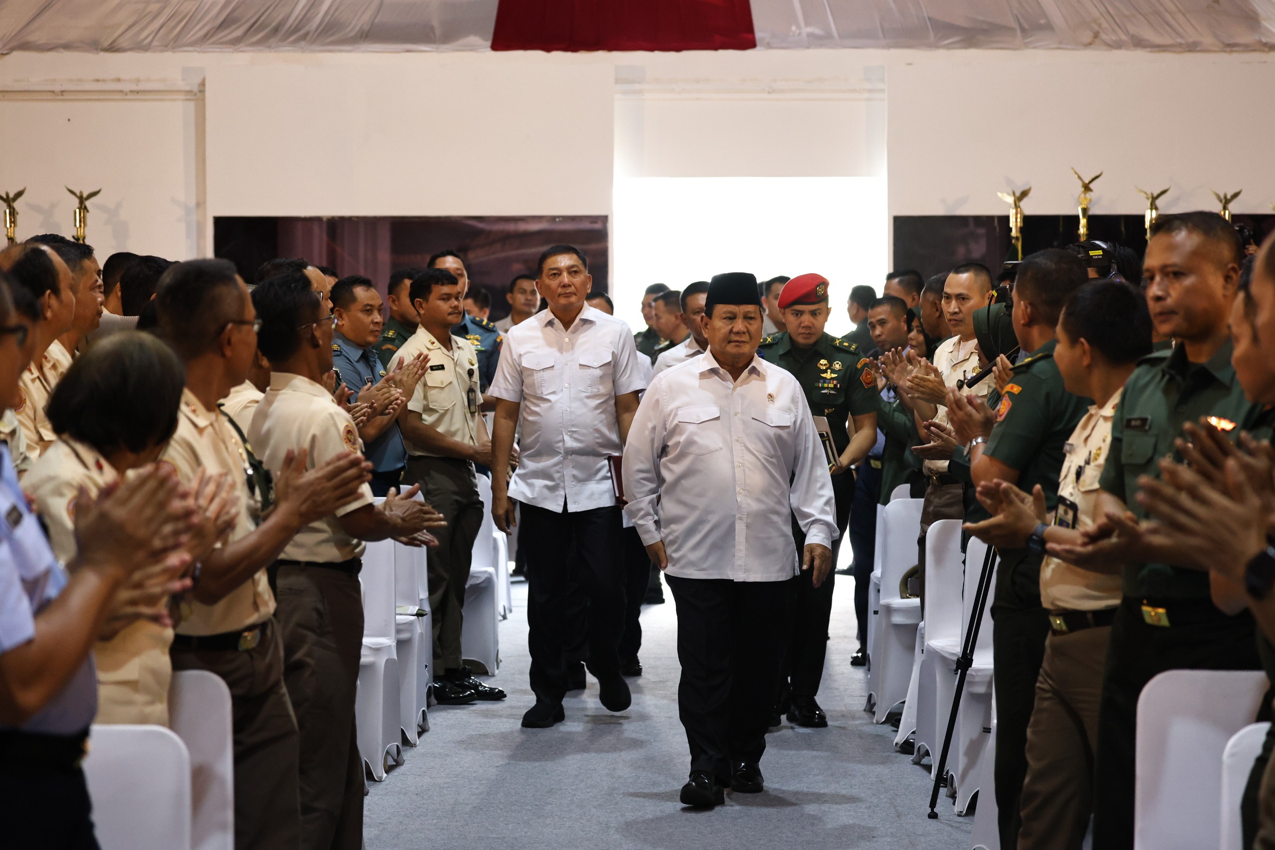 Prabowo Subianto Halal Bihalal bersama pegawai Kemhan (SinPo.id/dok.TKN)