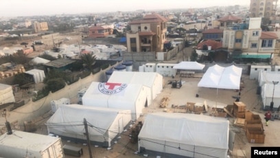 Rumah sakit lapangan yang dioperasikan oleh Komite Internasional Palang Merah di Rafah (SinPo.id/Reuters)