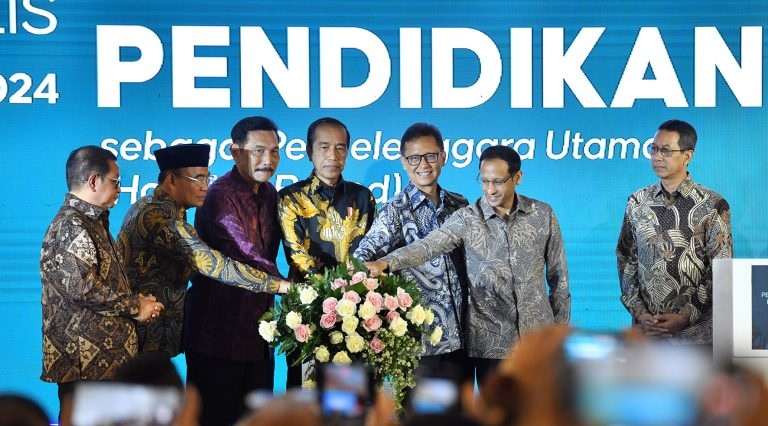 Presiden Jokowi meresmikan peluncuran PPDS RSPPU di RSAB Harapan Kita. (SinPo.id/Setkab)