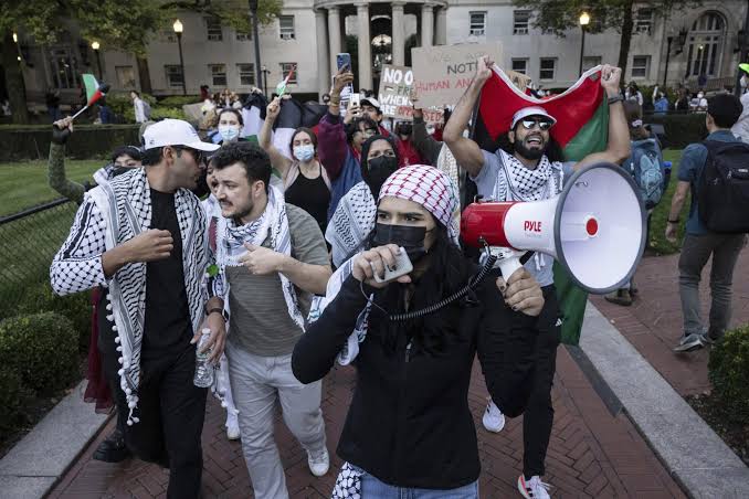 Mahasiswa AS suarakan dukungan untuk Palestina (SinPo.id/ AP Photos)