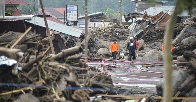 Banjir bandang di Kabupaten Agam. (SinPo.id/Antara)