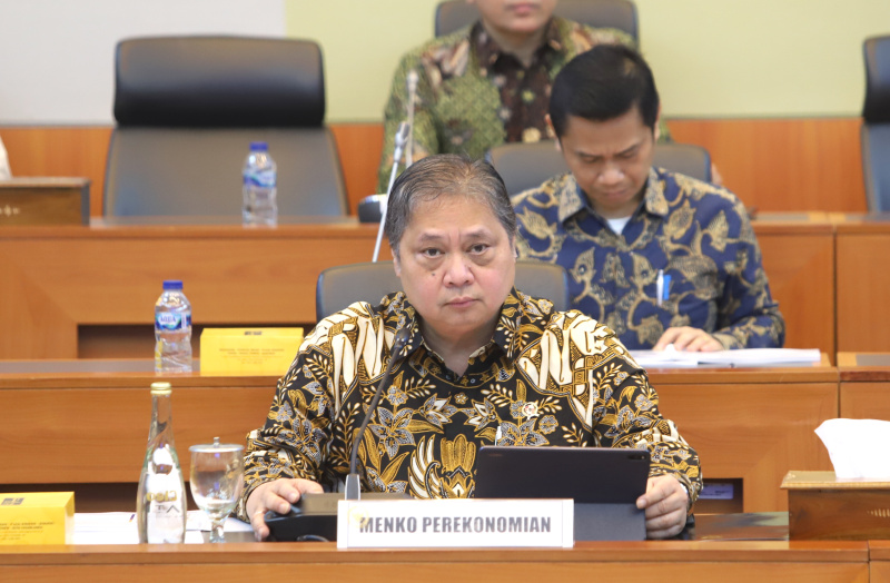 Banggar DPR RI gelar raker dengan Menteri Koordinator Bidang Perekonomian Airlangga Hartarto membahas RAPBN Tahun 2025 (Ashar/SinPo.id)