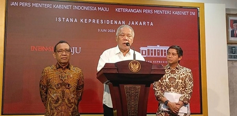 Mensesneg Praktikno, Menteri PUPR Basuki Hadimuljono dan Wakil Menteri ATR Raja Juli. (SinPo.id/dok. Sesneg)