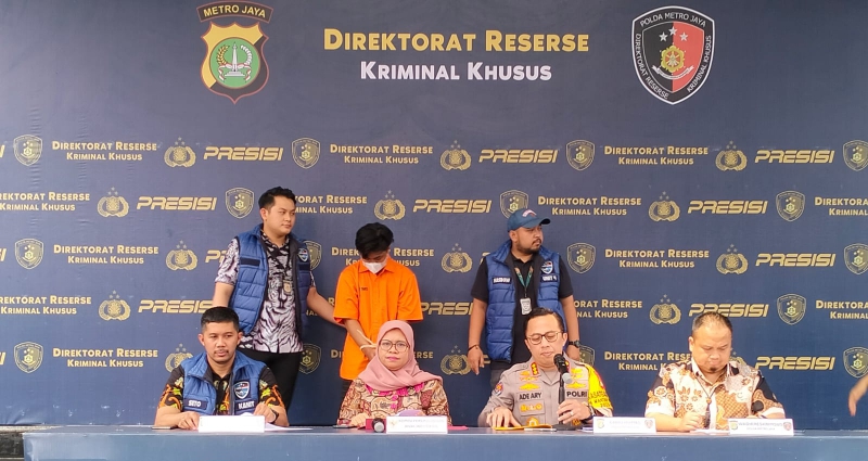 Konferensi pers kasus penjualan video porno anak di Polda Metro Jaya (SinPo.id/humas Polda Metro)