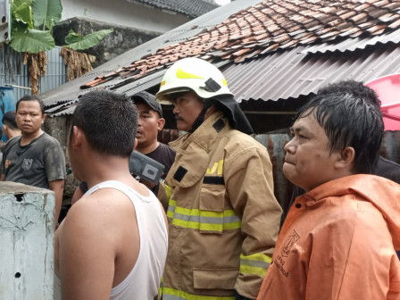 Kebakaran rumah tinggal di Jakarta Timur (SinPo.id/Beritajakarta)