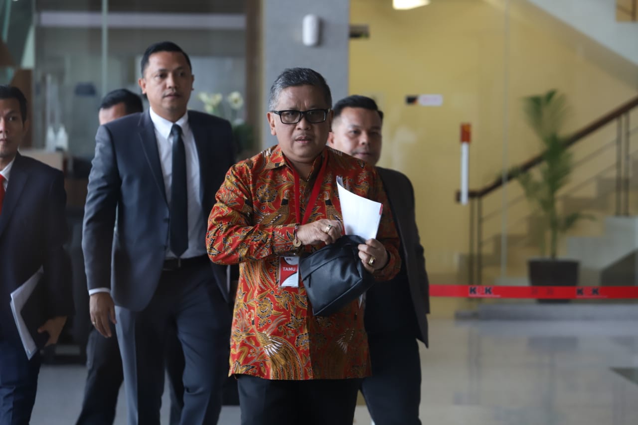 Sekjen PDIP Hasto Kristiyanto hadiri panggilan KPK (SinPo.id/Ashar)