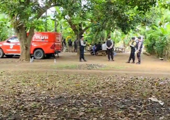 Kediaman terduga teroris yang digerebek di Karawang (SinPo.id/tangkapan layar)