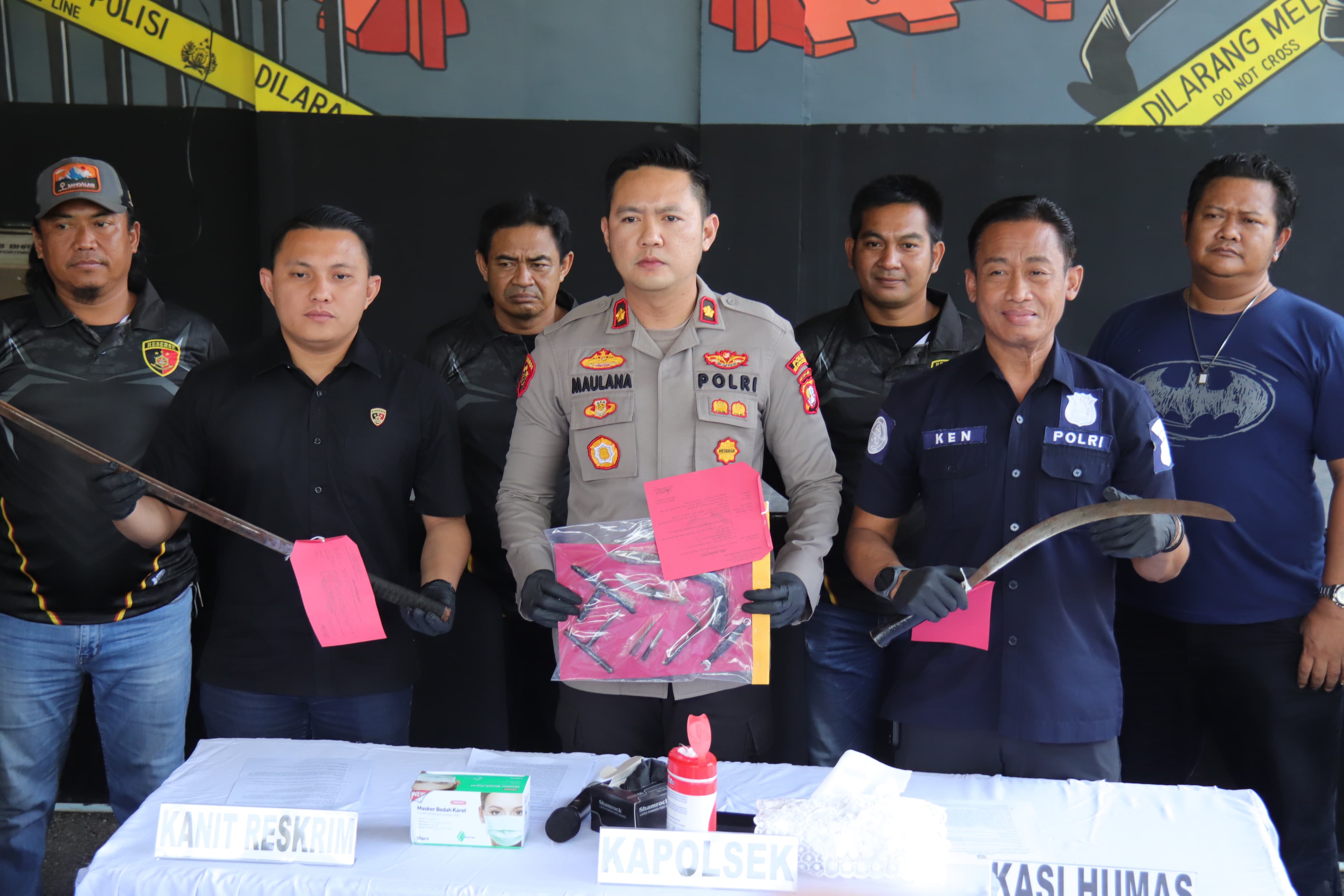 Konferensi pers kasus curanmor di Mapolsek Kelapa Gading (SinPo.id/ Humas Polres Jakut)