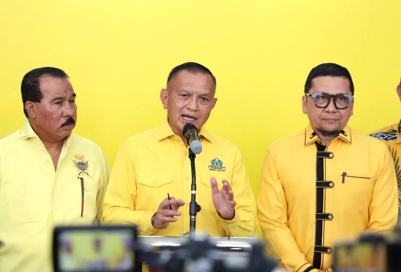 Partai Golkar gelar konfrensi pers mengumumkan beberapa calon kepala daerah nantinya untuk maju di Pilkada serentak 2024 (Ashar/SinPo.id)