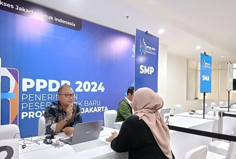 Posko Aduan PPDB DKI Jakarta 2024 (SinPo.id/Antara)