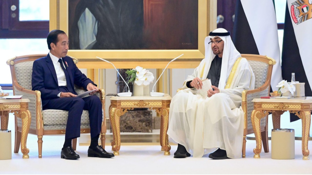 Presiden Joko Widodo mengadakan pertemuan bilateral dengan Presiden Mohamed bin Zayed Al Nahyan (MBZ) di Qasr Al Watan, Abu Dhabi (SinPo.id/Setpres)