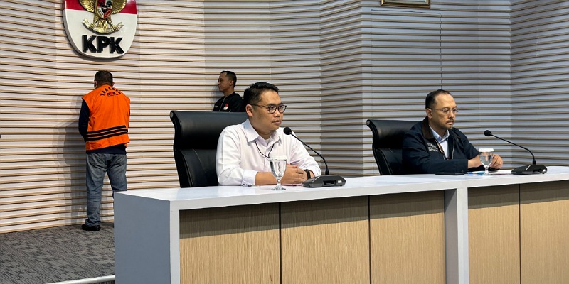Konferensi pers Direktur Penyidikan KPK, Asep Guntur (Sinpo.id/Ashar)