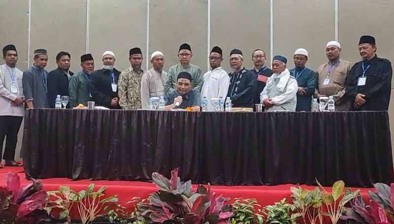 Pimpinan Al-Jamaah Al Islamiyah umumkan pembubaran (SinPo.id/ Dok. Kemenag)