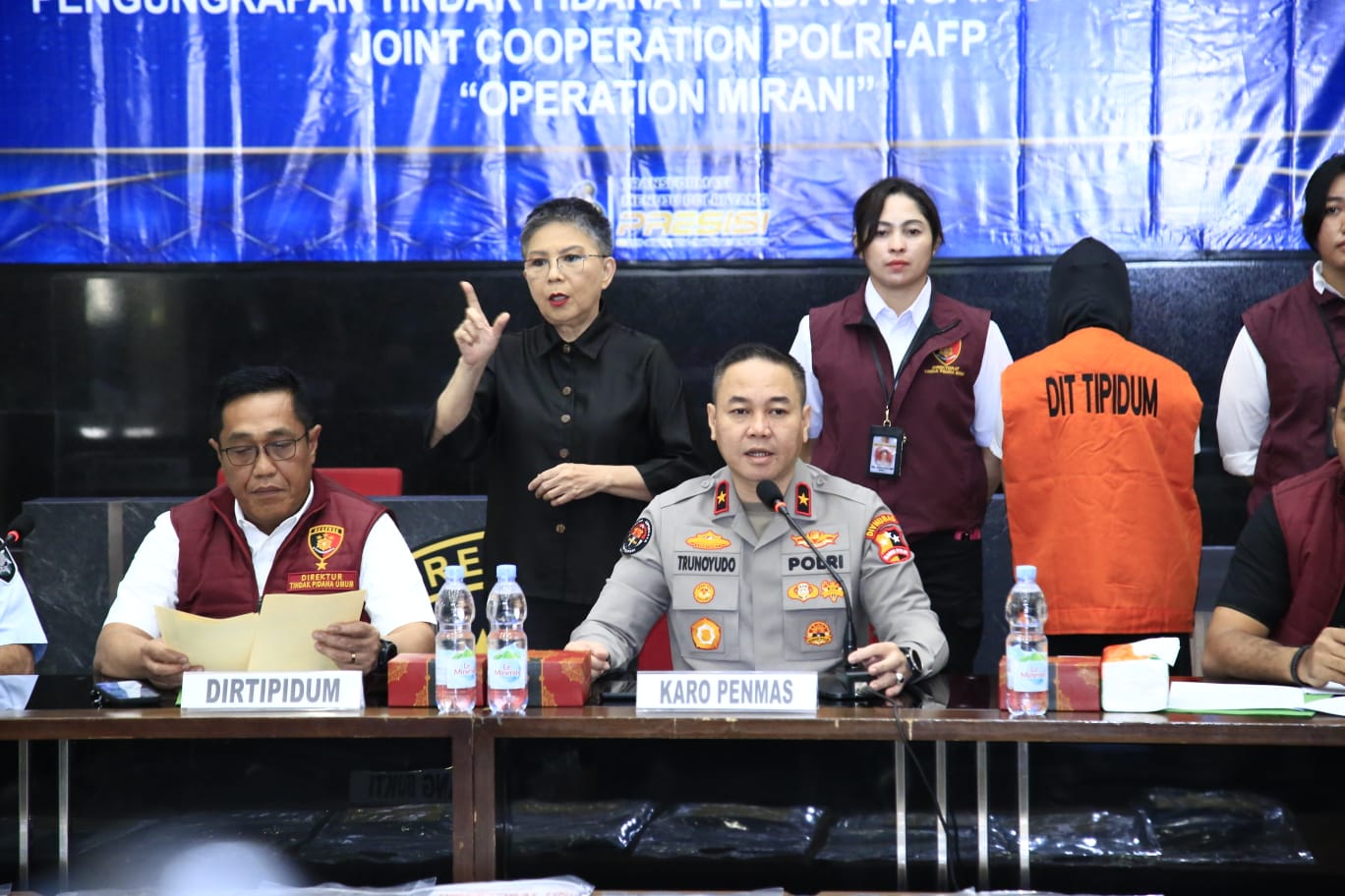 Konfrensi pers pengungkapan TPPO (SinPo.id/Dok.Polri)