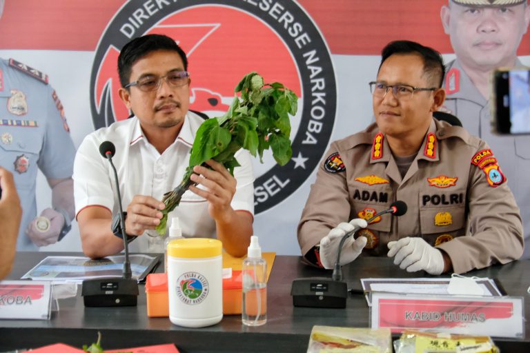 Konferensi pers kasus mabuk kecubung di Polda Kalsel (SinPo.id/ Humas Polri)