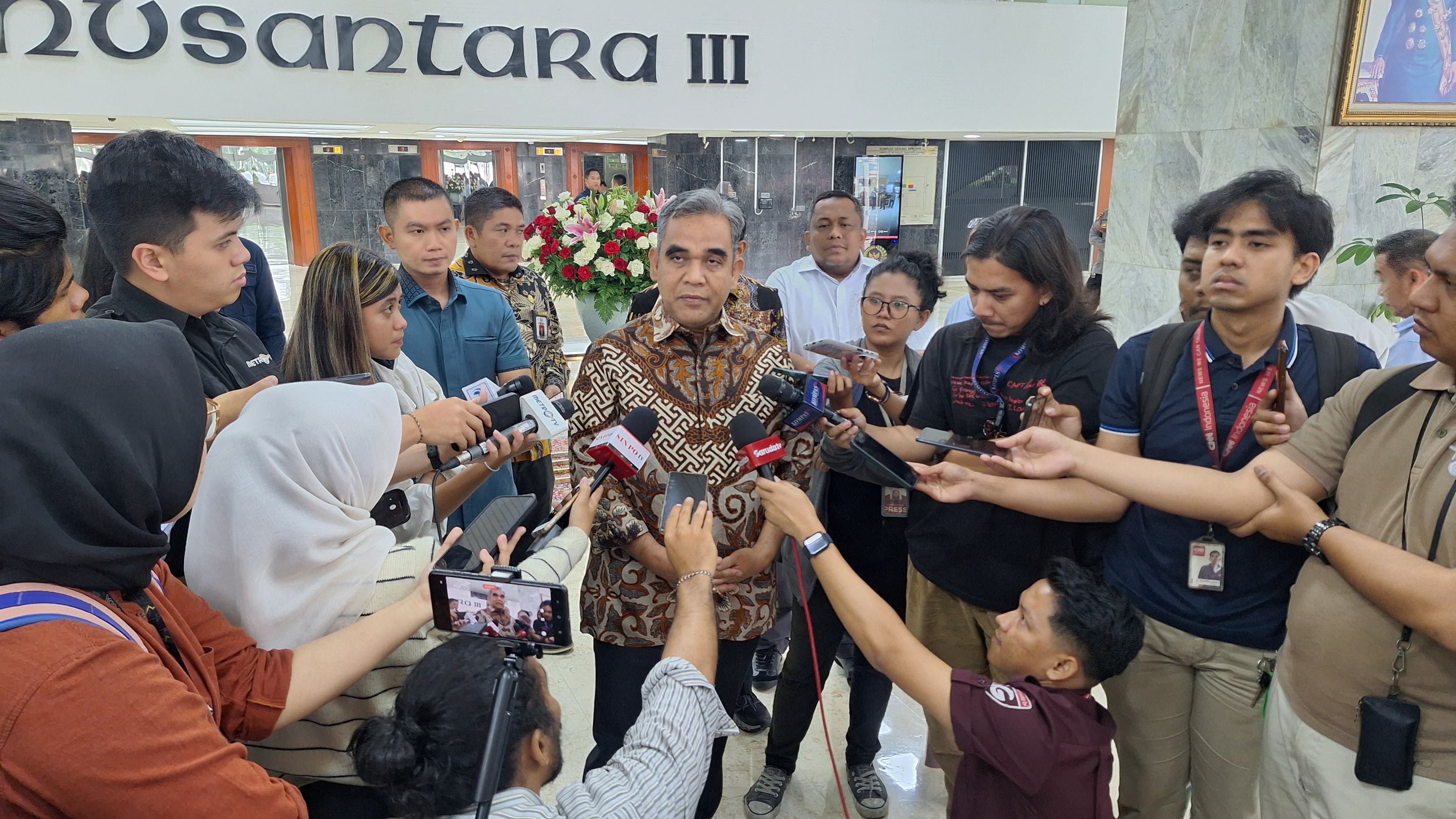 Sekjen Partai Gerindra Ahmad Muzani (SinPo.id/ Galuh Ratnatika)