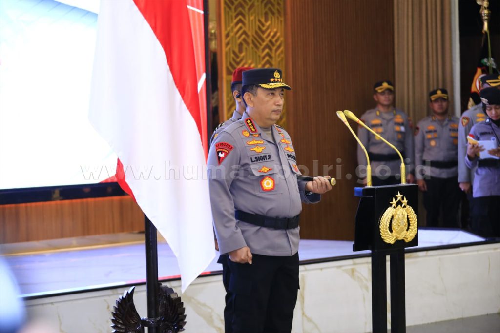 Kapolri Pimpin Kenaikan Pangkat 16 Pati Polri (SinPo.id/Humas Polri)