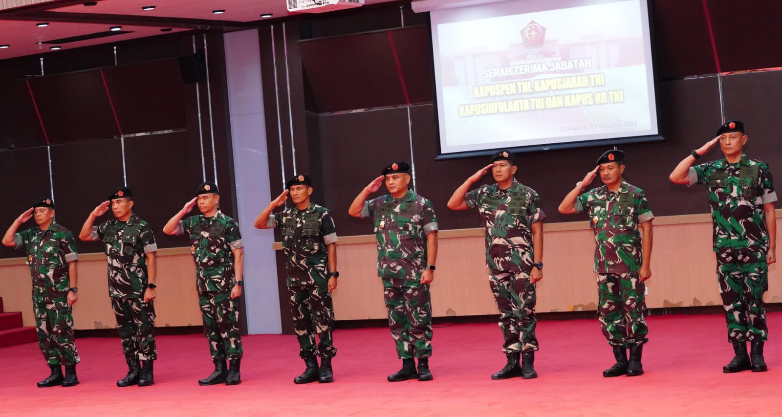 Kabidpenum Puspen TNI Kolonel Laut (P) Agung Saptoadi