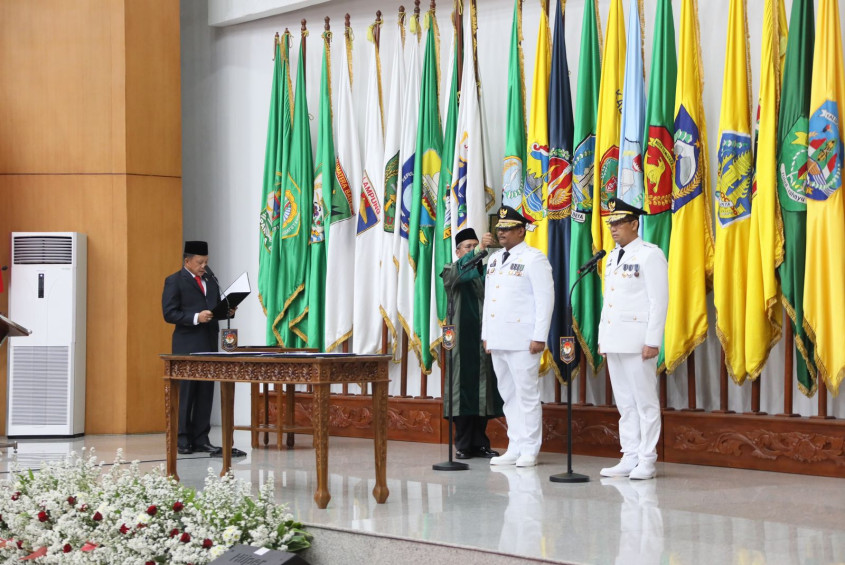 Mendagri Tito Lantik Pj. Gubernur Aceh dan Kepulauan Babel (SinPo.id/Kemendagri)