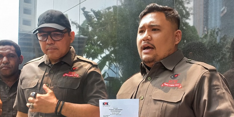 Aktivis NCW, Dony Manurung melapor ke KPK (Sinpo.id)