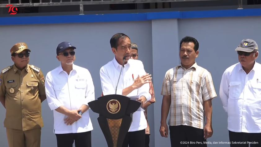 Presiden Jokowi saat resmikan Pasar Pasir Gintung (SinPo.id/ Setkab)