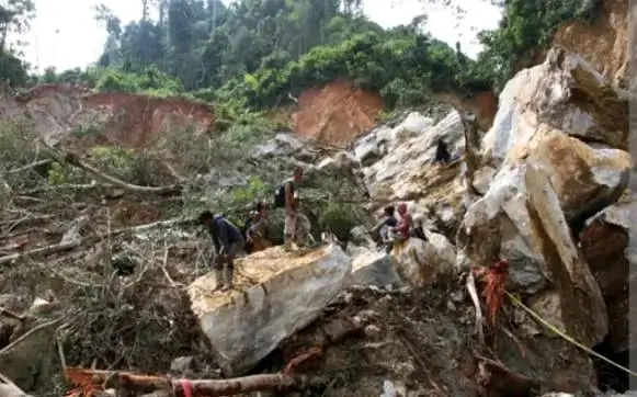 Lokasi longsor tambang di Solok, Sumbar (SinPo.id/BNPB)