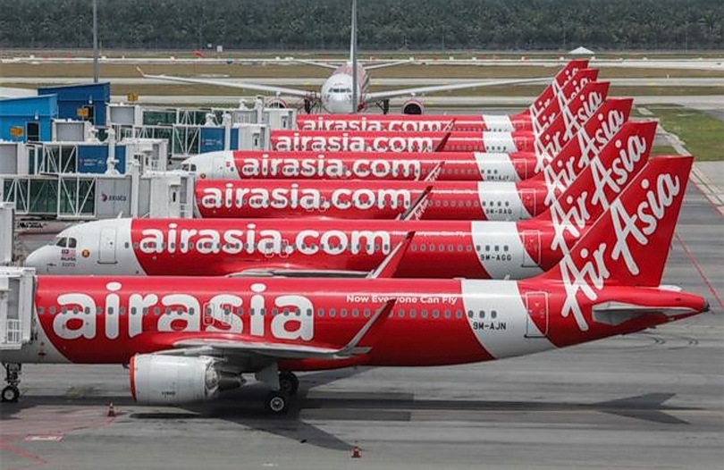 Maskapai AirAsia parkir di Bandara Sepang Kuala Lumpur (SinPo.id/ Bloomberg)