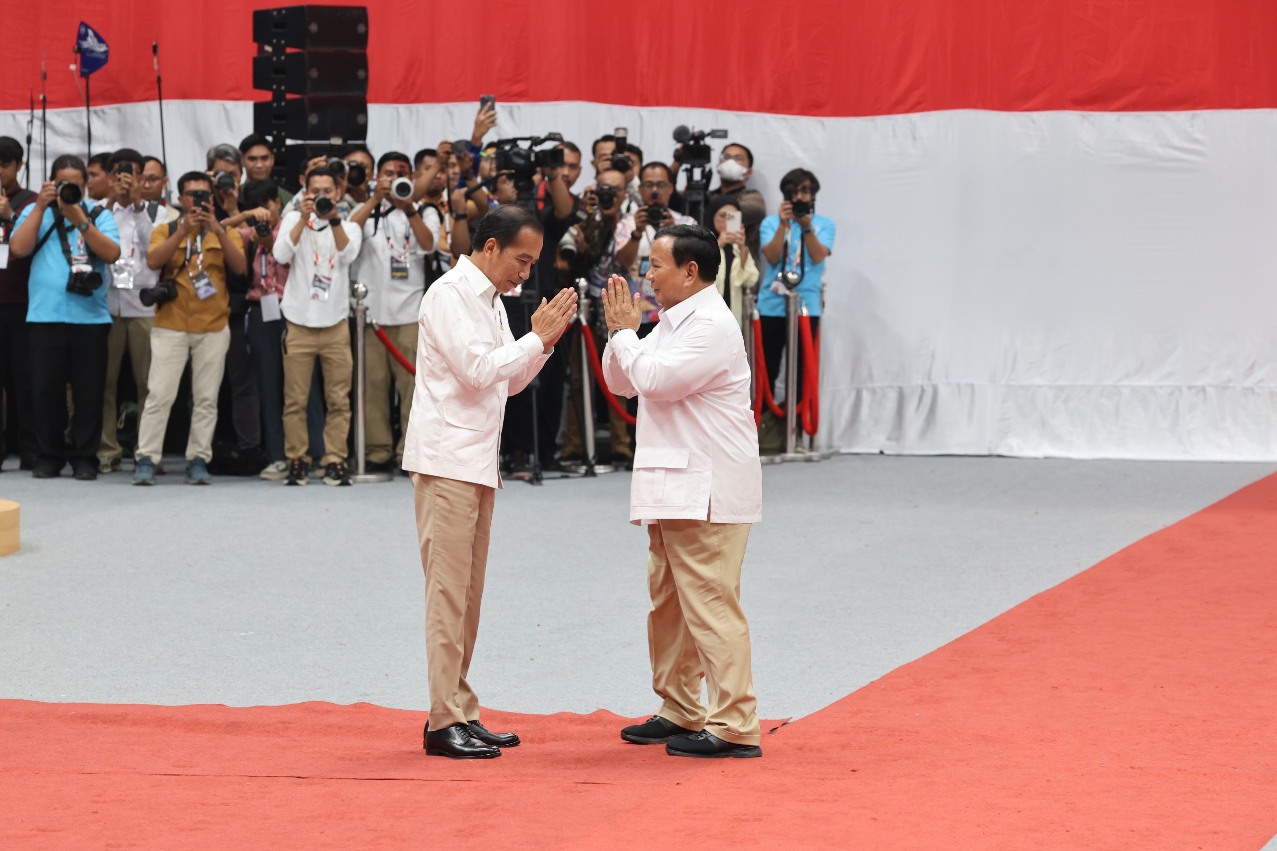 Presiden Jokowi bersama Prabowo Subianto (SinPo.id/Media Gerindra)