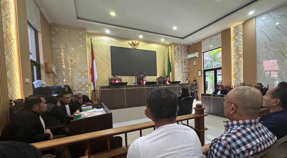 Sidang pemalsuan tanda tangan surat keterangan waris (SKW) di Pengadilan Negeri Karawang. Istimewa.