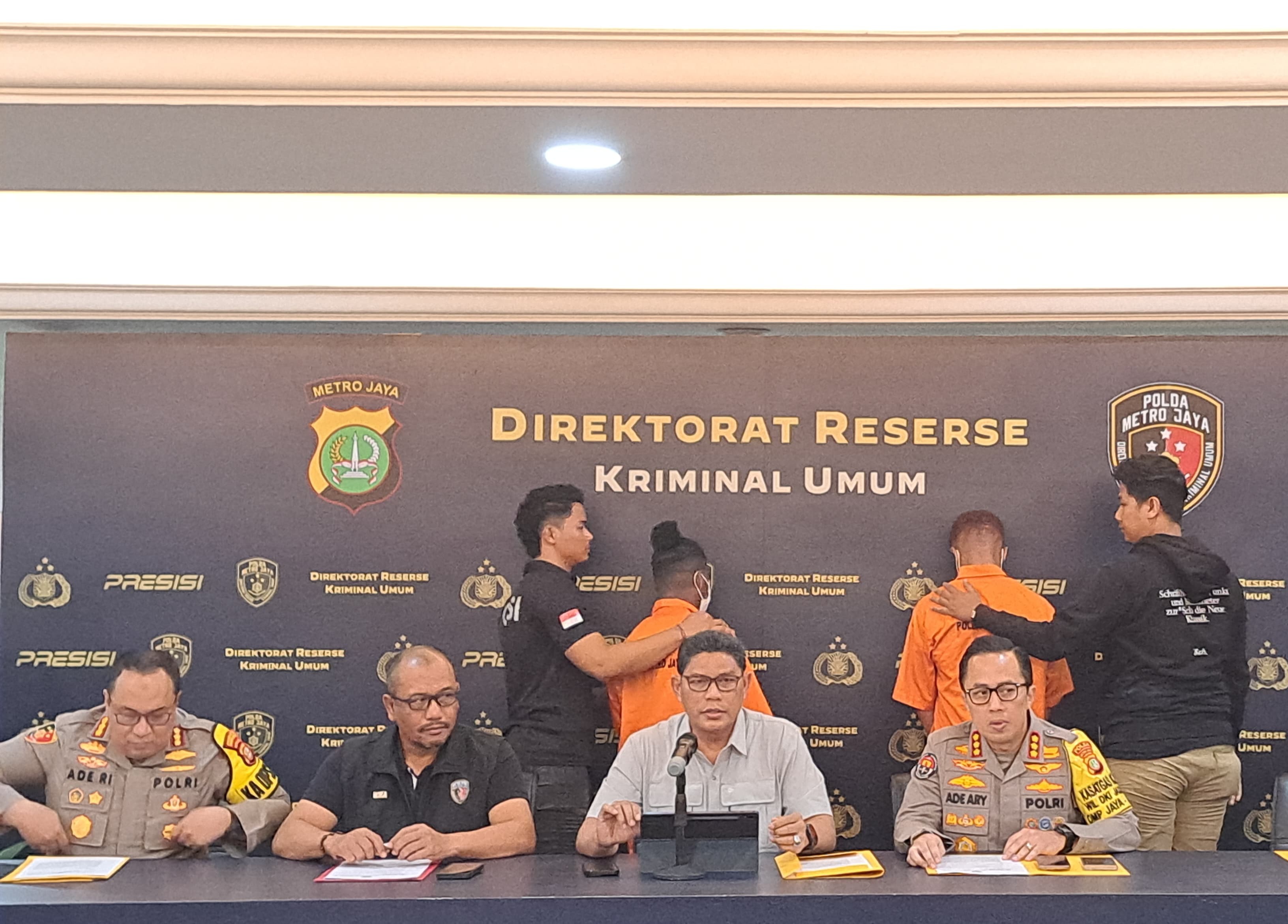 Konferensi pers kasus pembubaran diskusi di Kemang (SinPo.id/Firdausi)