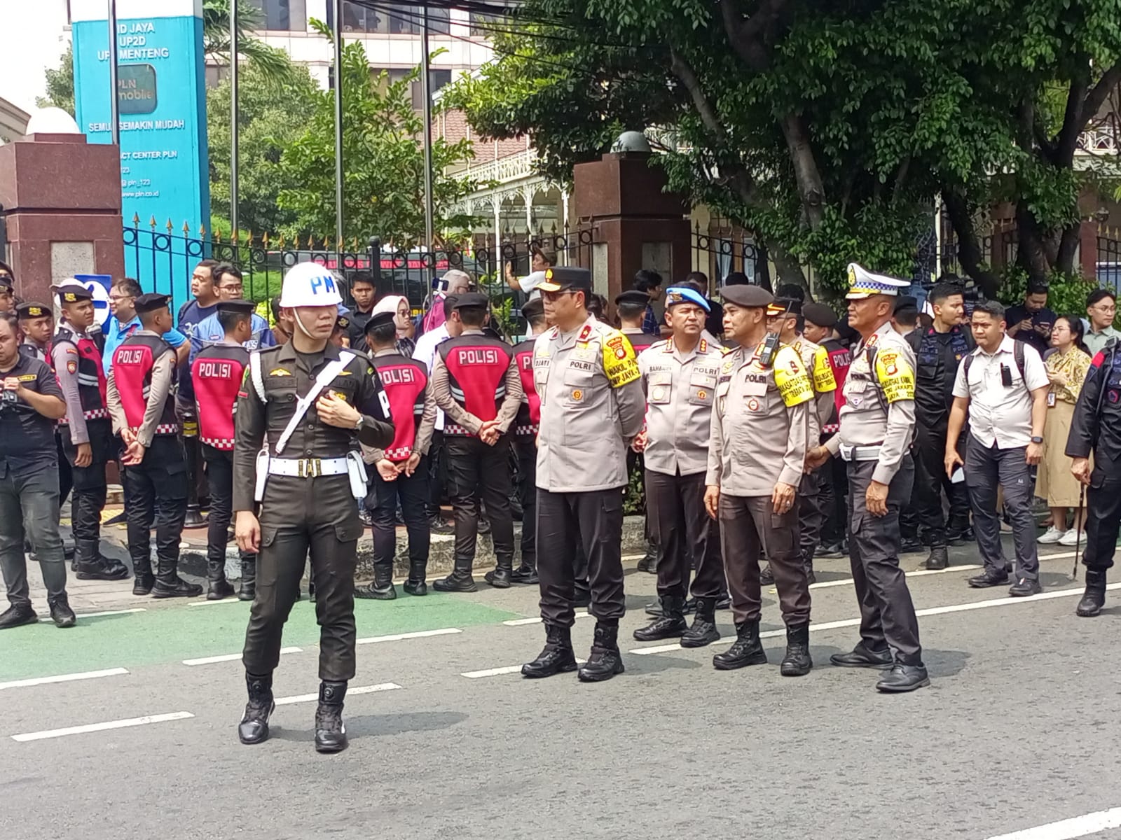 Pengamanan di kawasan Kedubes Vatikan Jakarta Pusat (SinPo.id/Dok.Polres Jakpus)