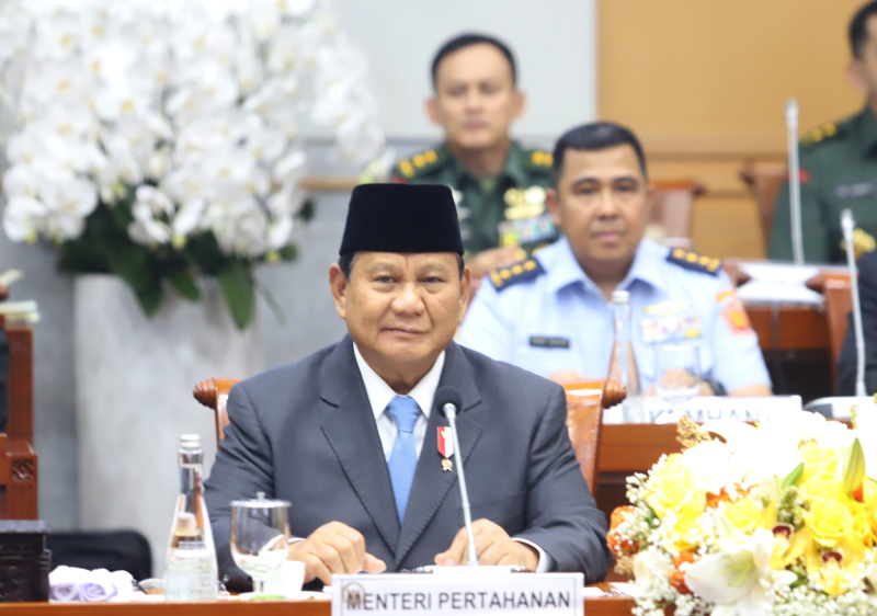 Komisi I DPR gelar Raker terakhir dengan Menhan dan juga Presiden Terpilih Prabowo Subianto membahas kerja sama bidang pertahanan (Ashar/SinPo.id)