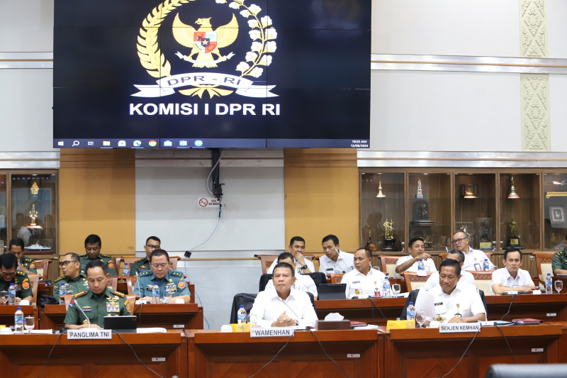 Komisi I DPR Gelar Rapat dengan Kemhan-TNI (SinPo.id/Ashar)