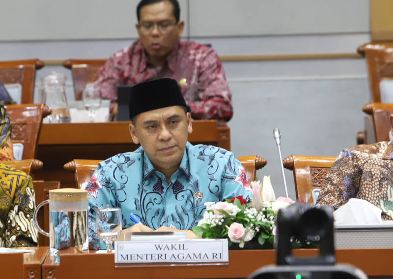 Komisi VIII DPR gelar raker dengan Wakil Menteri Haji Saiful Rahmat Dasuki membahas evaluasi penyelenggaraan ibadah Haji tahun 1445 H dan Laporan Keuangan Ibadah Haji Tahun 1445 H/2024 M (Ashar/SinPo.id)