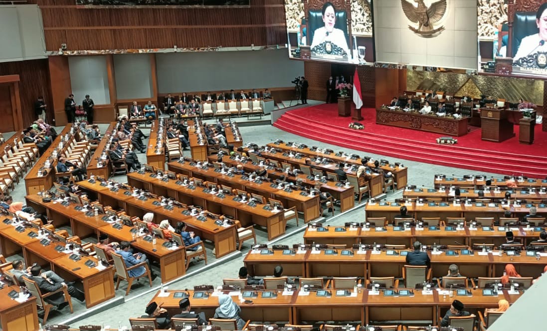 Rapat Paripurna ke-8 Masa Persidangan I Tahun Sidang 2024-2025 (SinPo.id/Galuh)