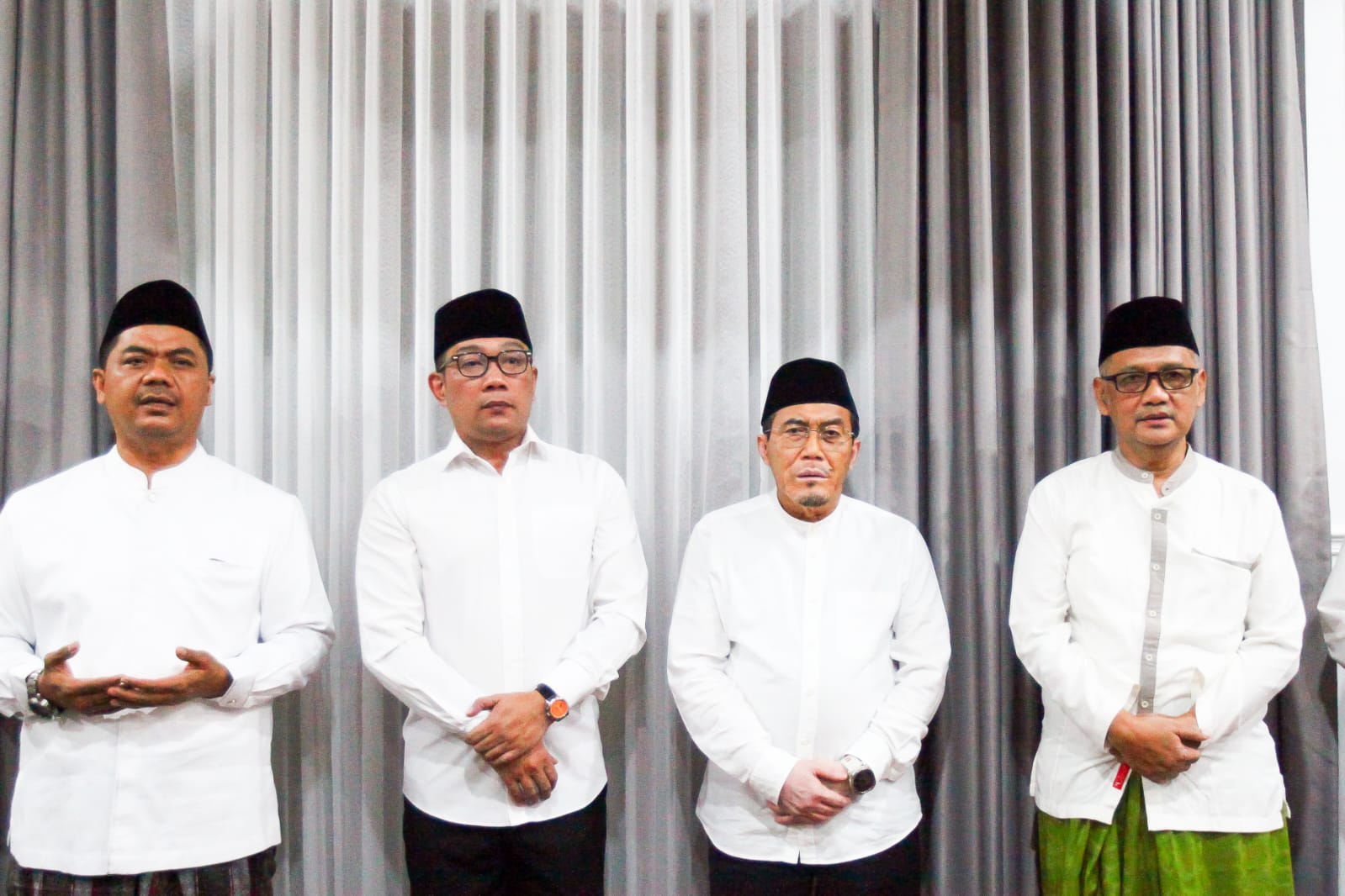 Ridwan Kamil dan Suswono saat sowan ke relawan Jagat Prabowo (SinPo.id/ Sigit Nuryadin