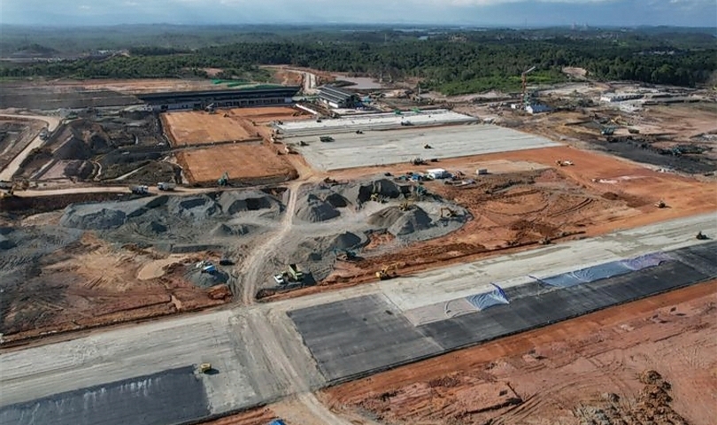 Ilustrasi pembangun landasan pacu Bandara di IKN. (SinPo.id/dok. Otorita IKN)