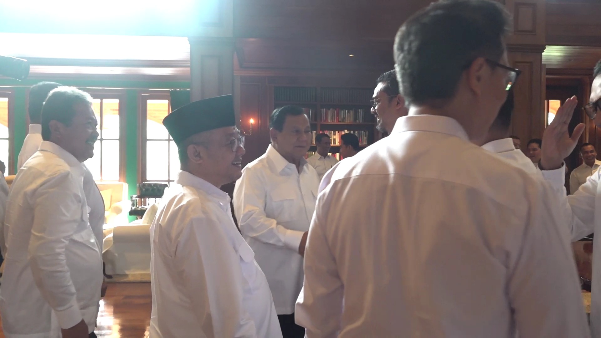 Suasana di sela pembekalan calon menteri pemerintahan Prabowo-Gibran (Sinpo.id/Tim Media)