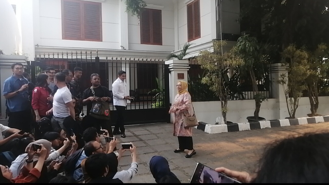 Para calon menteri silih berganti mendatangi kediaman Presiden Terpilih Prabowo Subianto. (SinPo.id/Tio)