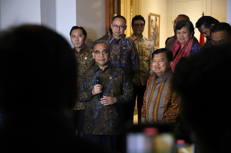 Ketua MPR Ahmad Muzani bersama Mantan Wapres RI Jusuf Kalla (SinPo.id/Ashar)