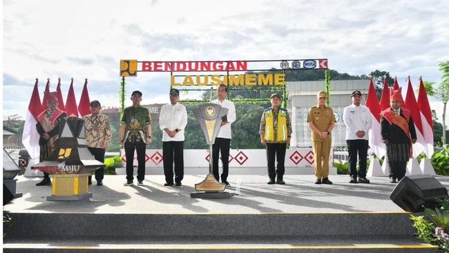 Presiden Joko Widodo meresmikan Bendungan Lau Simeme. (SinPo.id/Setpres)