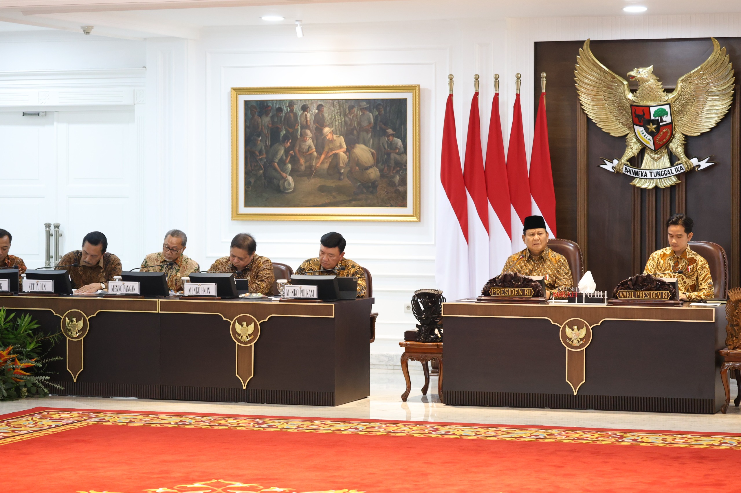 Presiden Prabowo Subianto saat memimpin rapat Kabinet Merah Putih (SinPo.id/ Tim Media)