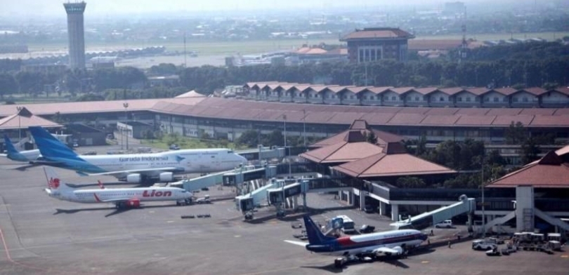 Ilustrasi pesawat parkir di bandara. (SinPo.id/dok. Kemenhub)