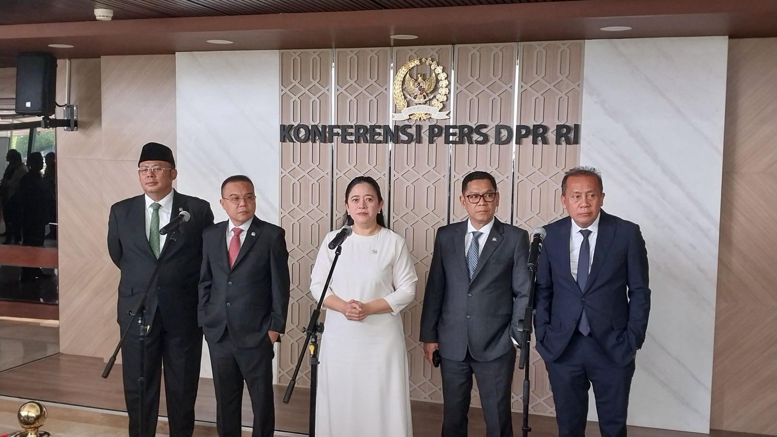 Konferensi pers pimpinan DPR RI pada Selasa, 15 Oktober 2024. (SinPo.id/Galuh)