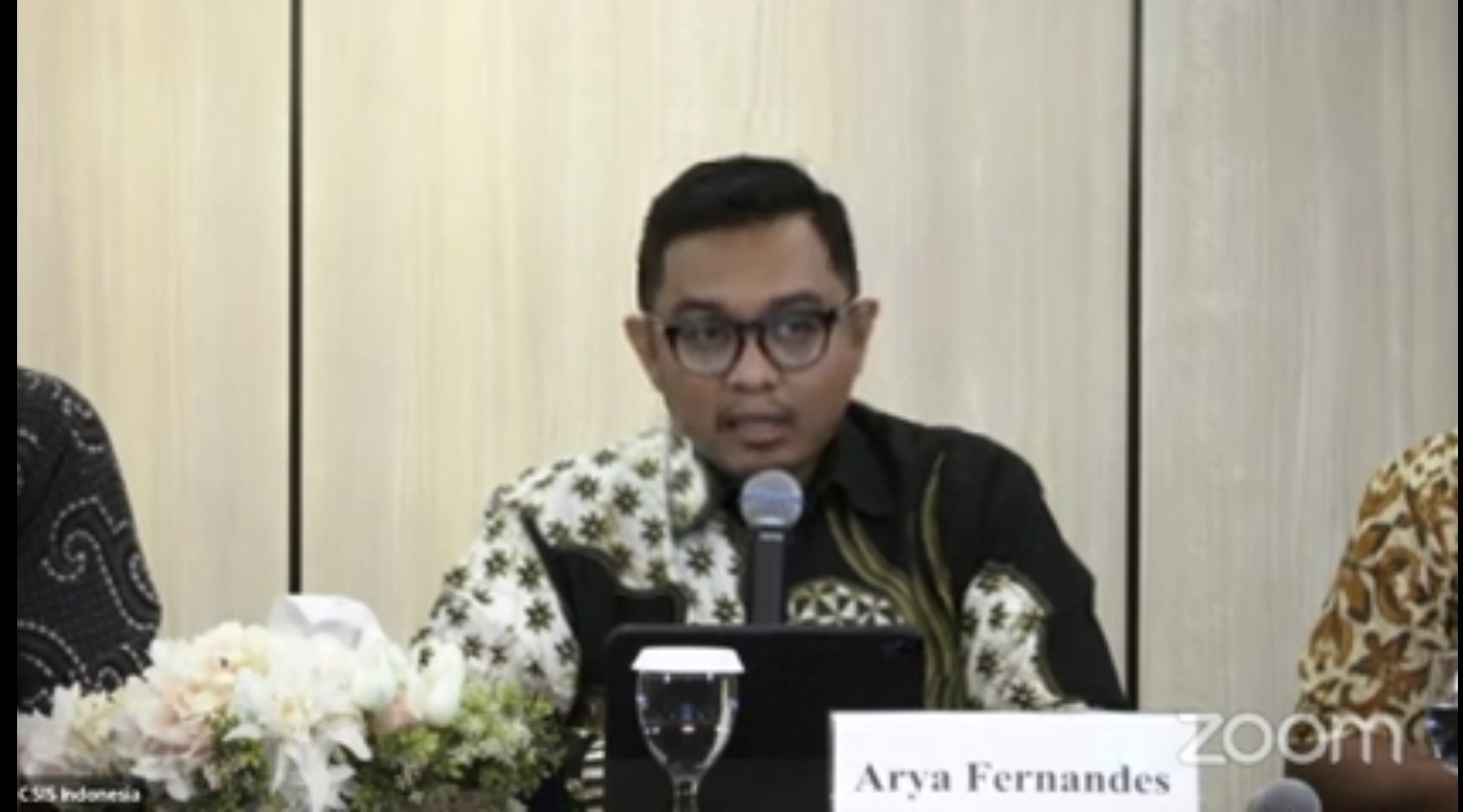 Ketua Departemen Politik dan Perubahan Sosial CSIS, Arya Fernandes (SinPo.id/ YouTube CSIS)