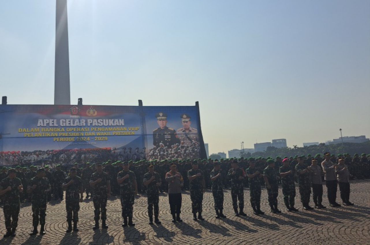 Apel ratusan ribu personel gabungan TNI-Polri di Monas (SinPo.id/Polri)