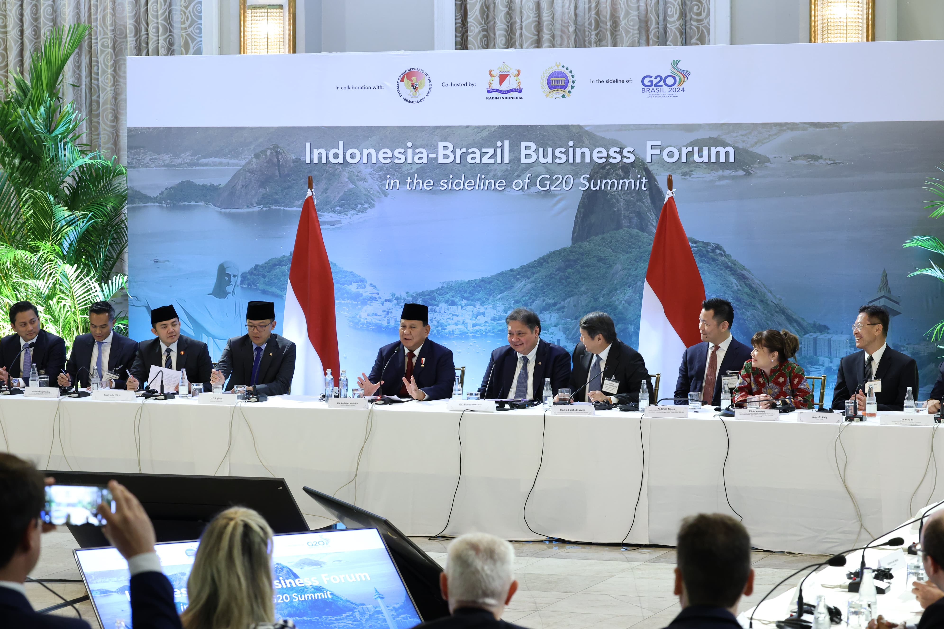 Presiden RI Prabowo Subianto hadiri acara Indonesia-Brazil Business Forum (SinPo.id/ Tim Media)