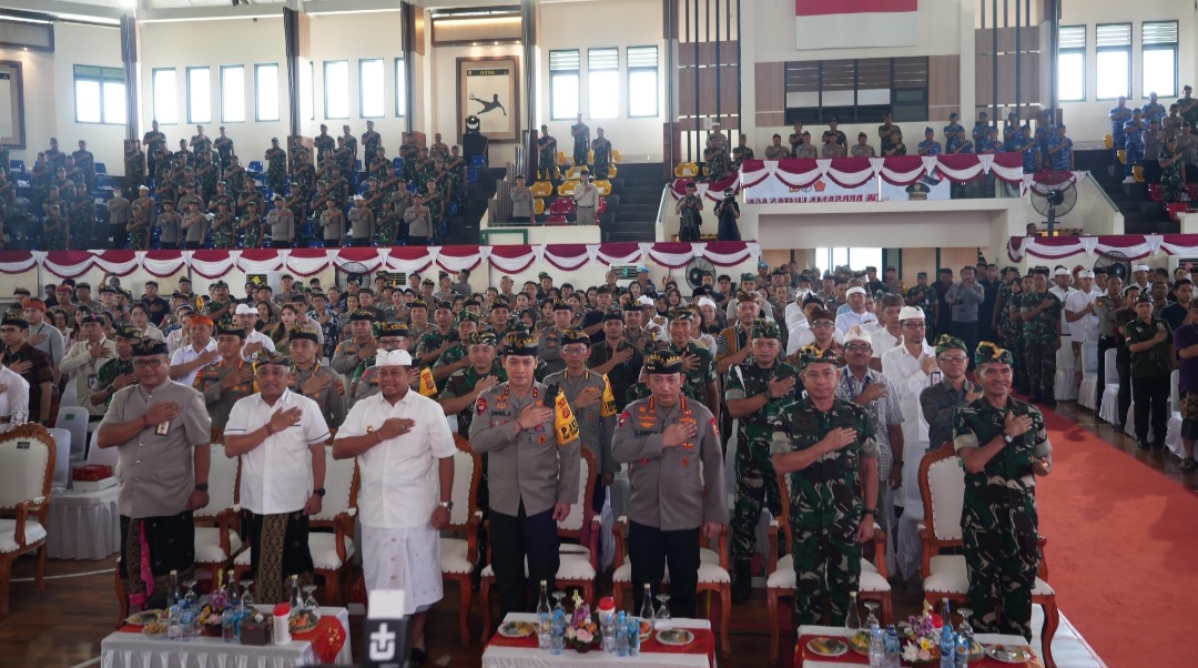 Kapolri Jenderal Pol. Listyo Sigit Prabowo saat mengahadiri doa lintas agama (SinPo.id/Polri)